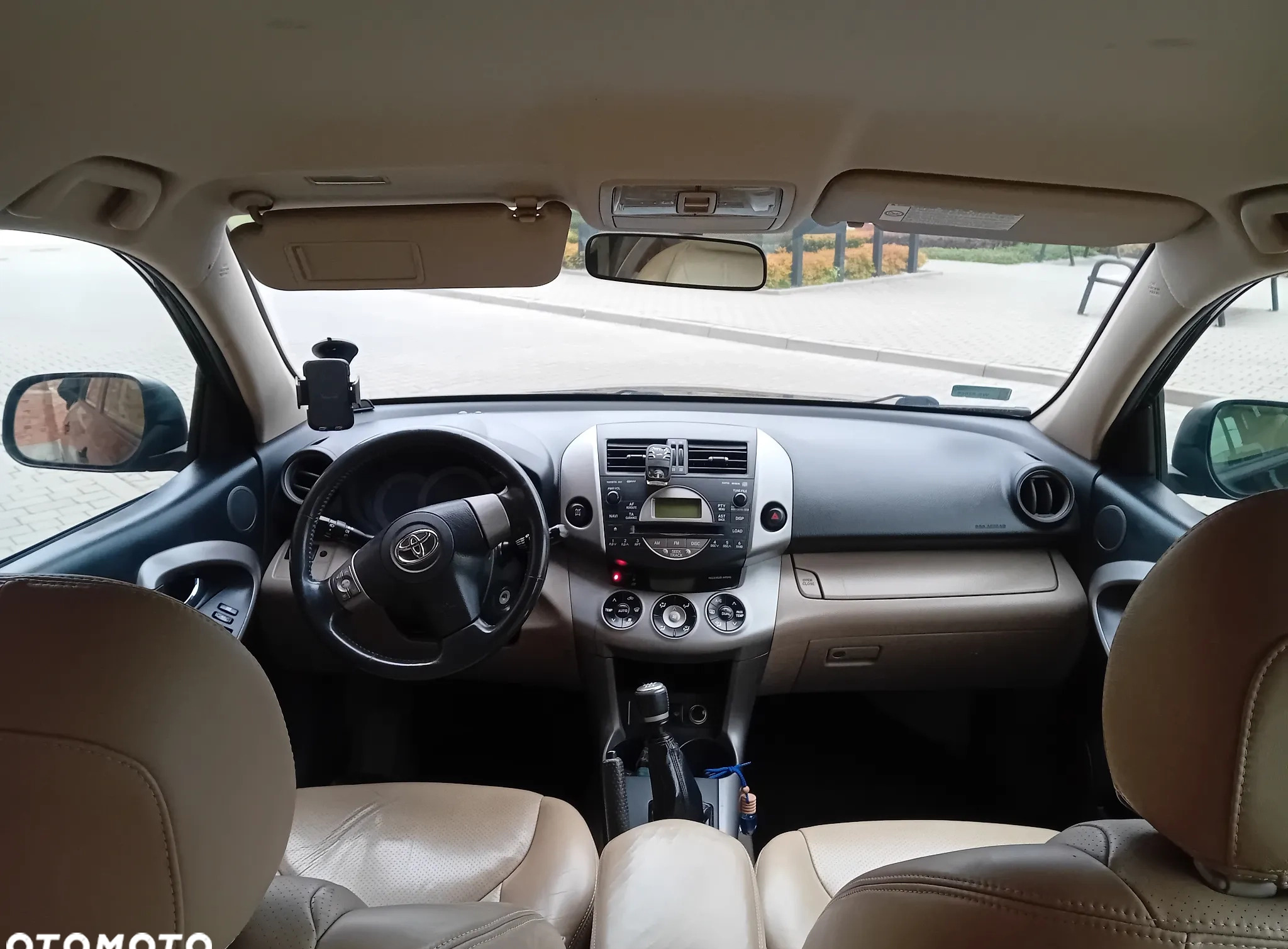 Toyota RAV4 cena 19493 przebieg: 248500, rok produkcji 2007 z Węgrów małe 154